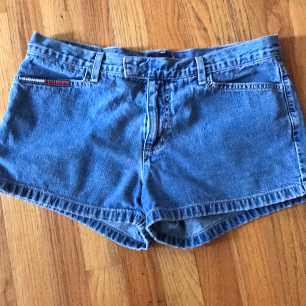 Vintage Tommy shorts